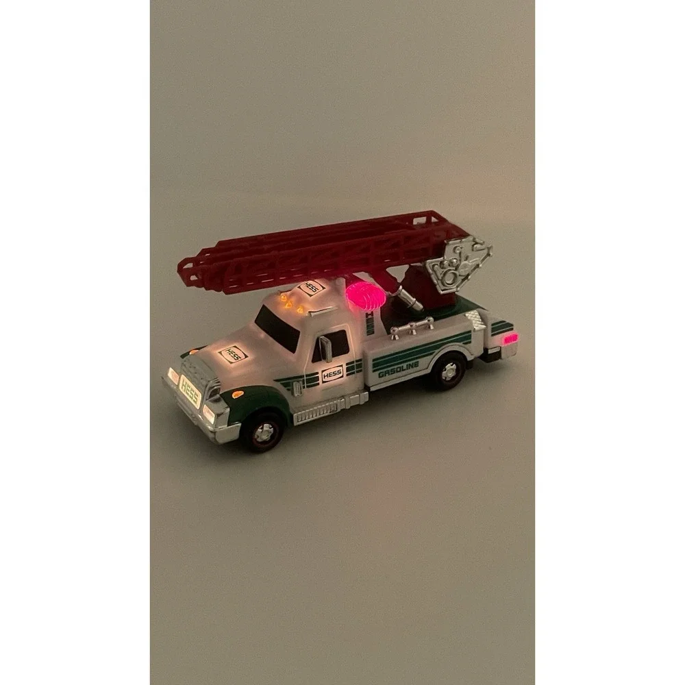Vintage‎ 1994 HESS Rescue Ladder Fire Truck With Lights And Sound WORKS!!!